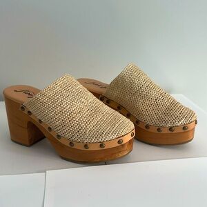 Free People Claudia Crochet Clog size 37